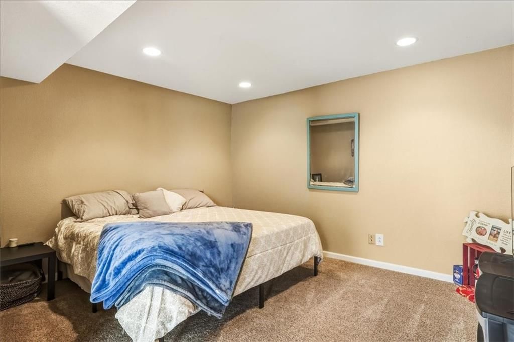 18123 Crestview Circle — photo 28
