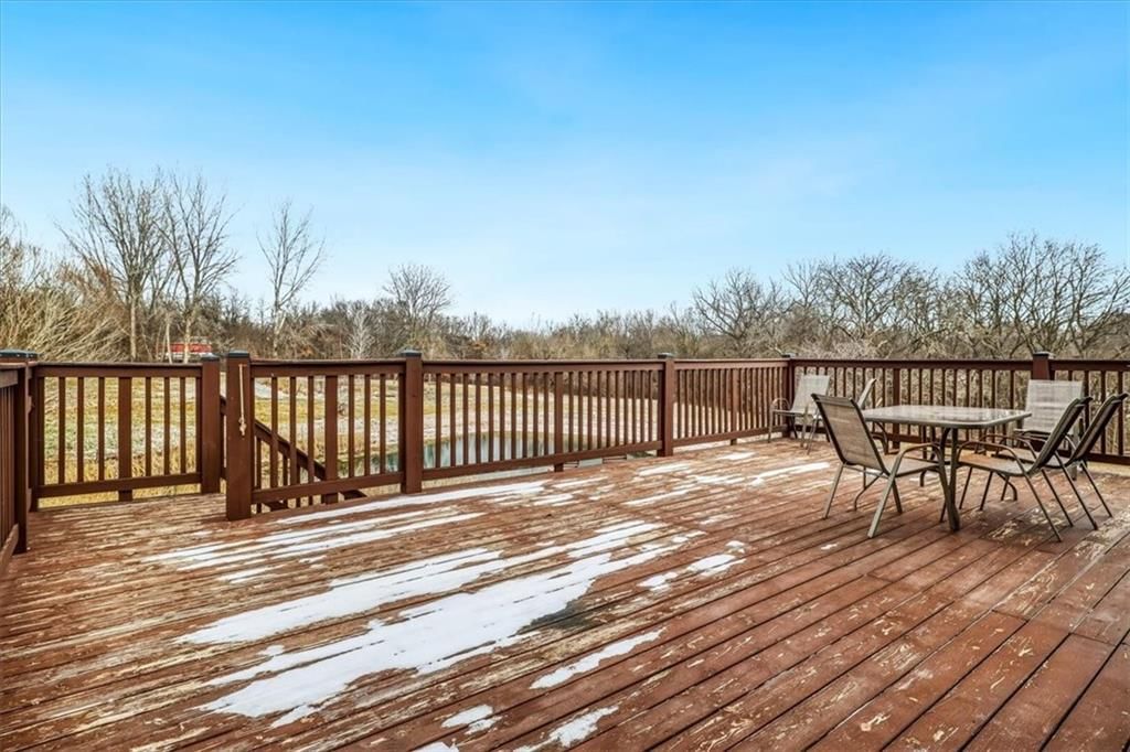 18123 Crestview Circle — photo 33