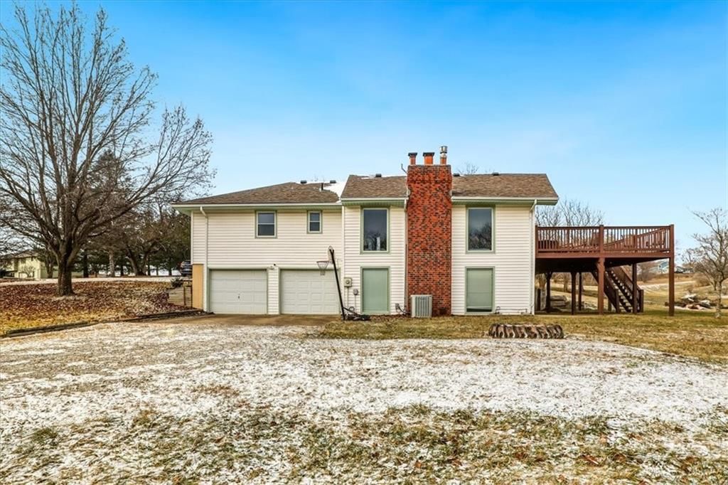 18123 Crestview Circle — photo 34