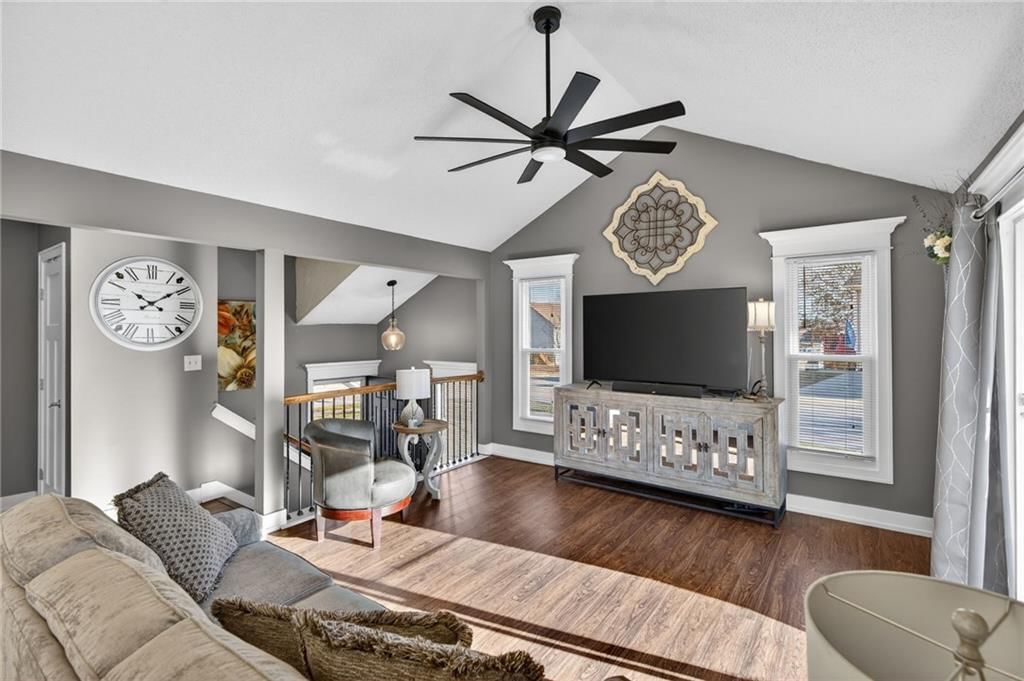 515 E Seventh Street — photo 10