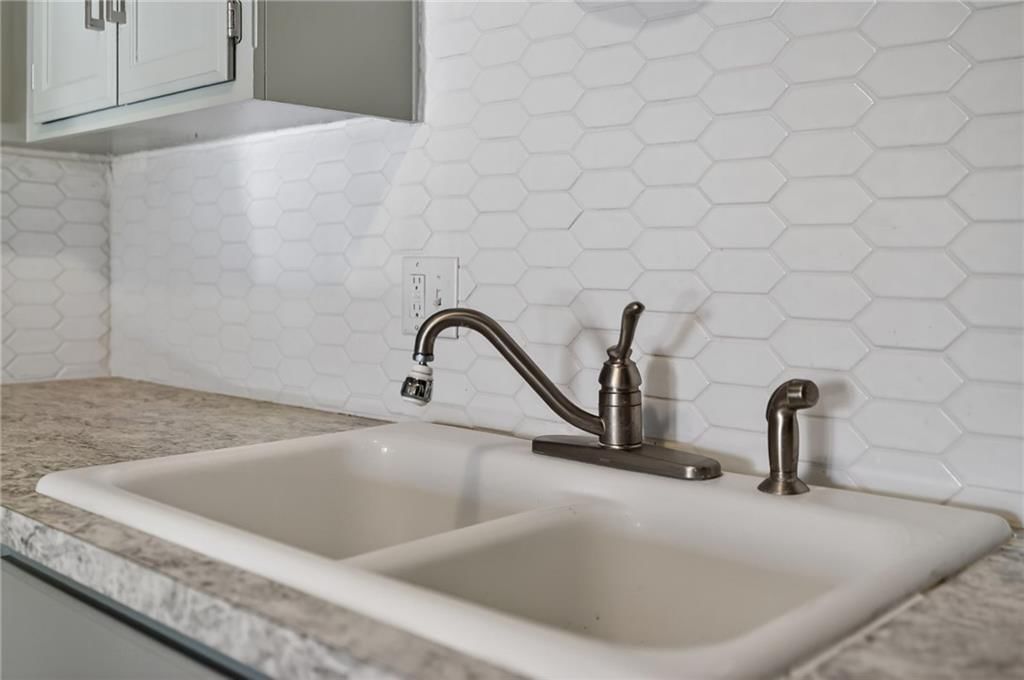 515 E Seventh Street — photo 14