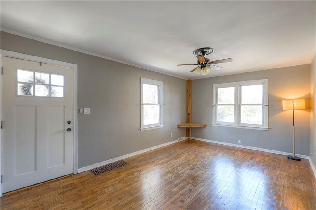 2801 S 8TH Terrace — photo 4