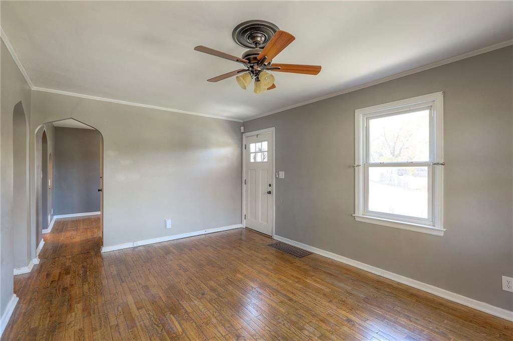 2801 S 8TH Terrace — photo 10