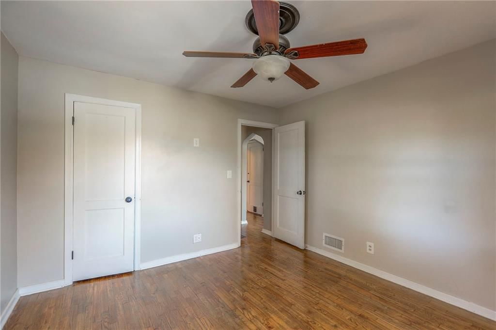 2801 S 8TH Terrace — photo 15