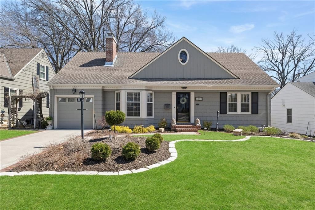 5347 Canterbury Road, Fairway, KS