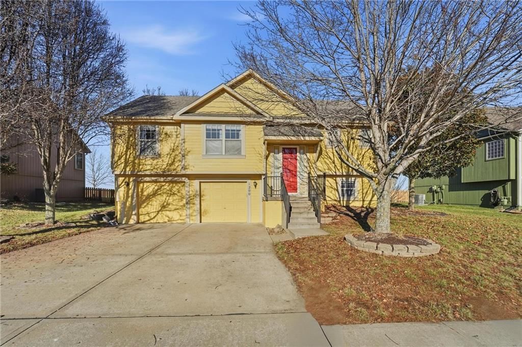 1200 W 10th Street, Kearney, MO