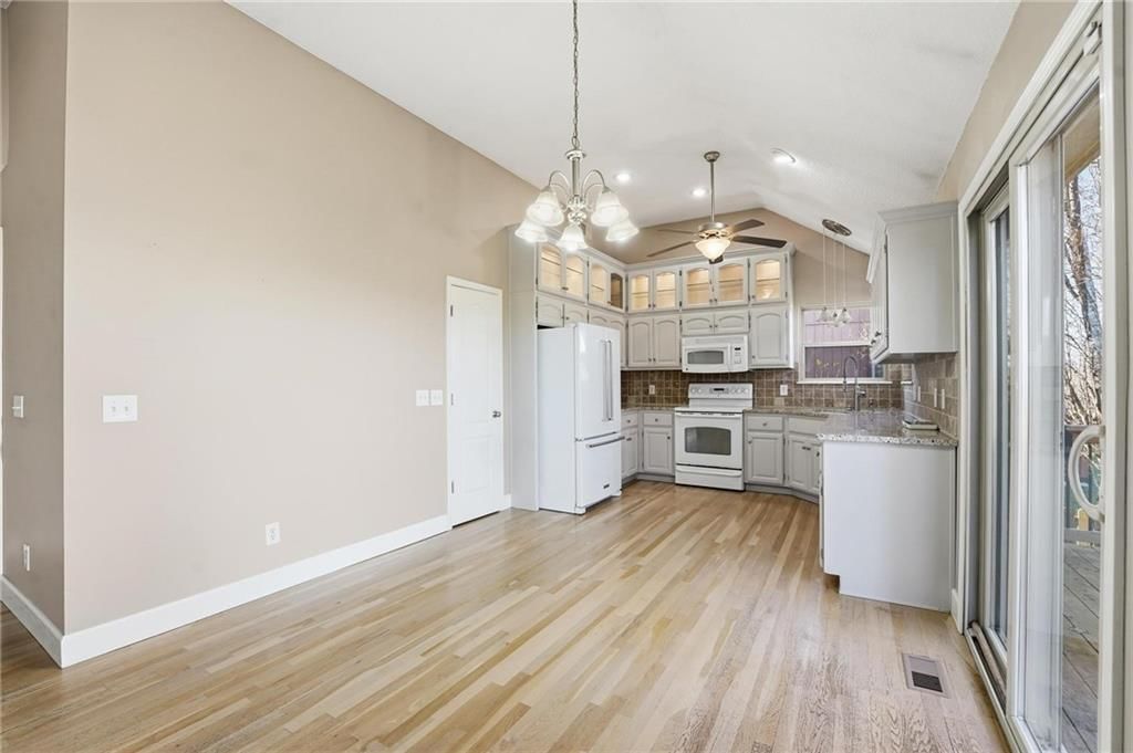 1200 W 10th Street — photo 9
