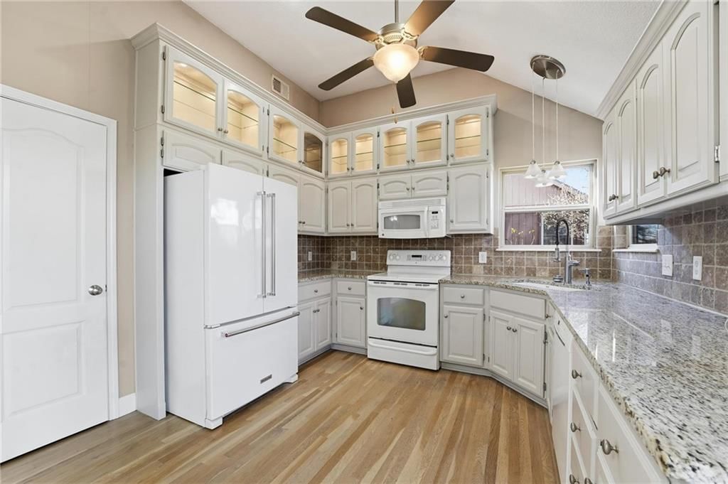 1200 W 10th Street — photo 12