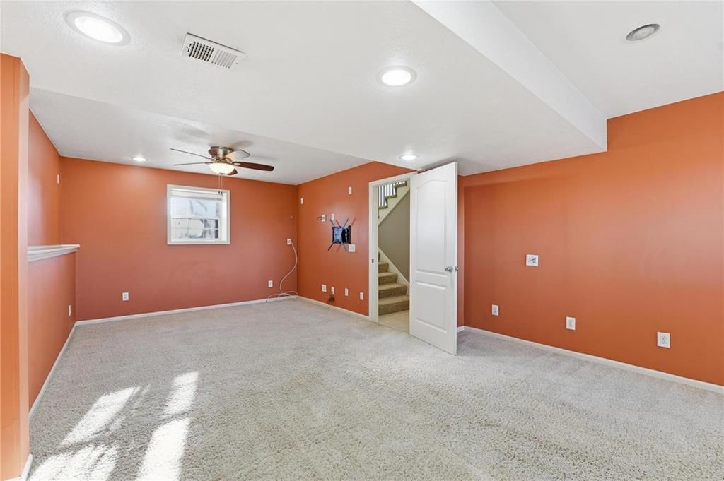1200 W 10th Street — photo 32