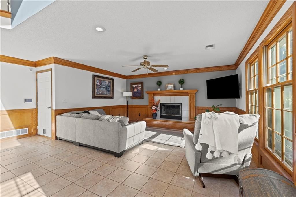 14441 W 122nd Street — photo 18