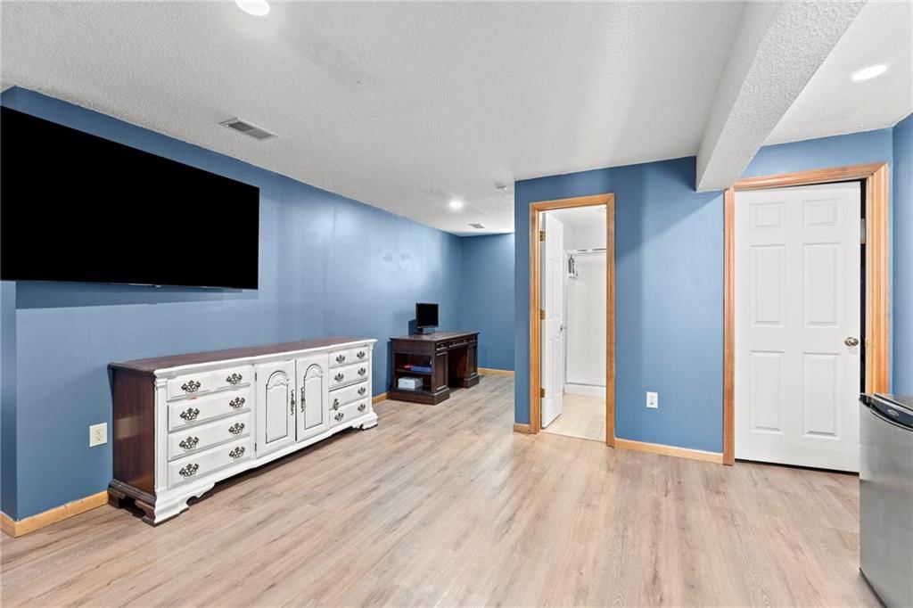 14441 W 122nd Street — photo 33