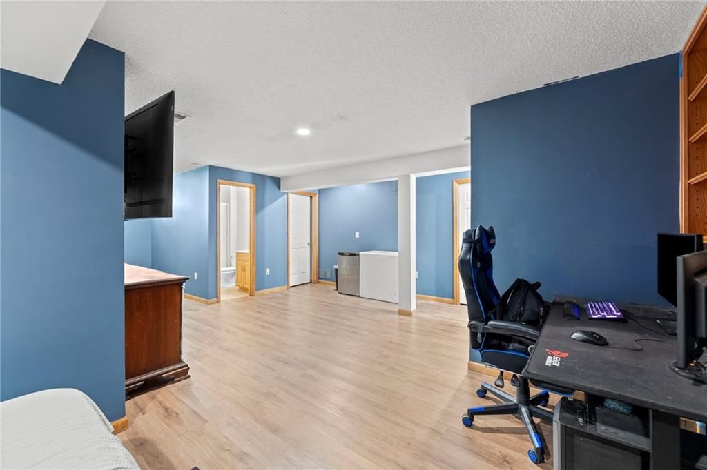 14441 W 122nd Street — photo 35
