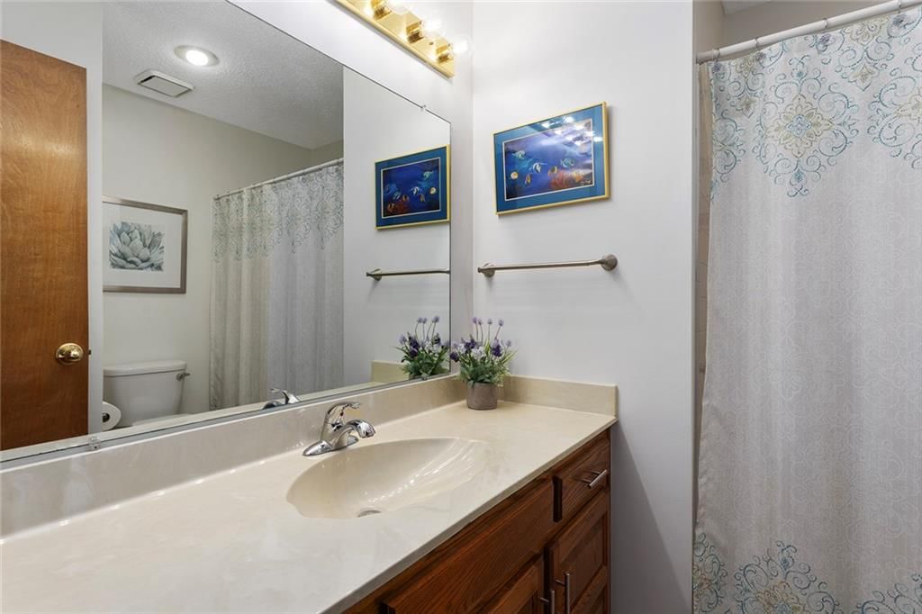7806 N WOODLAND Avenue — photo 13