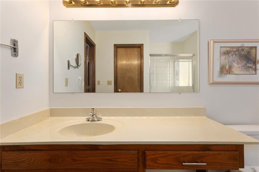 7806 N WOODLAND Avenue — photo 20