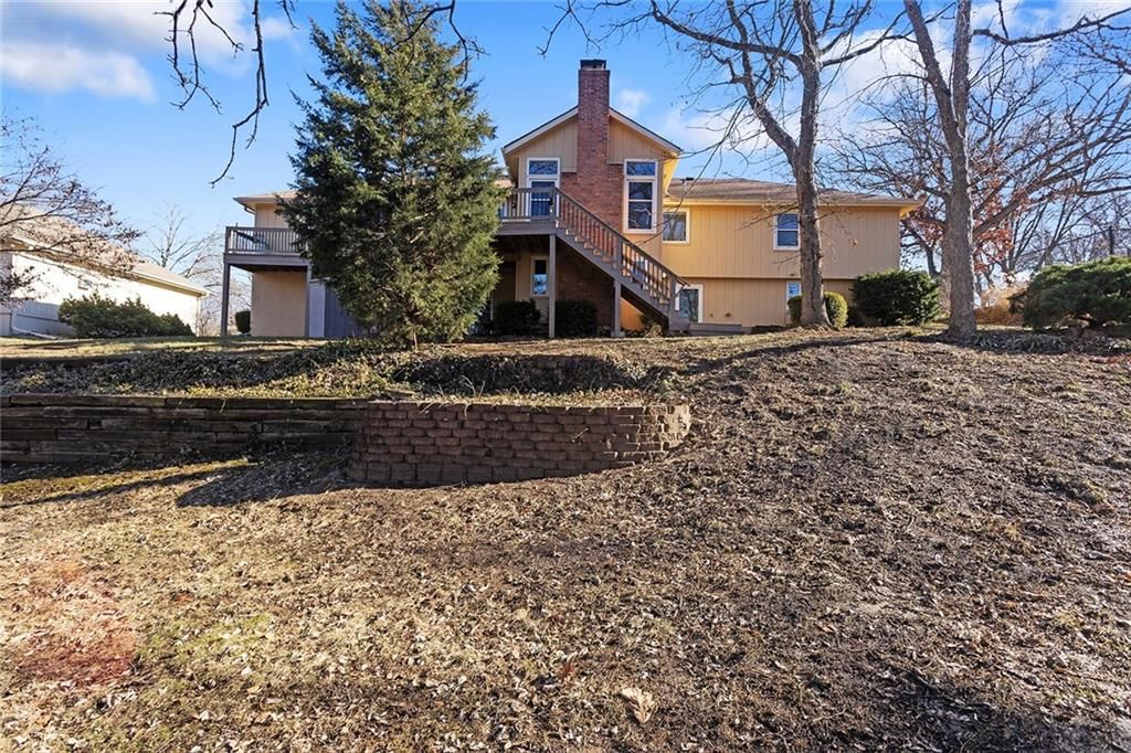 7806 N WOODLAND Avenue — photo 35