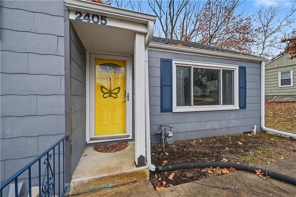 2405 NE 48TH Street — photo 4