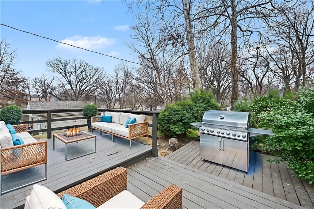 2405 NE 48TH Street — photo 19