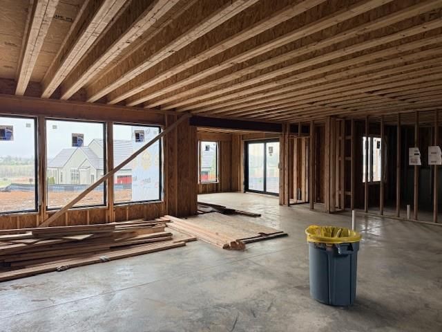 Photo 10 of 50 - 13701 Guilford Road, Leawood, KS 66224