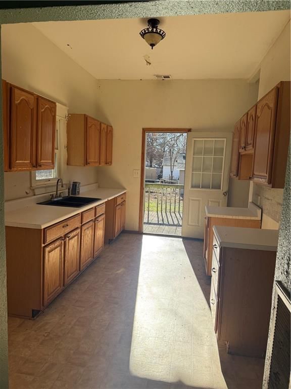 1400 Chess Avenue — photo 9