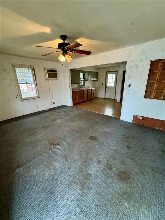 303 S Commercial Street — photo 6