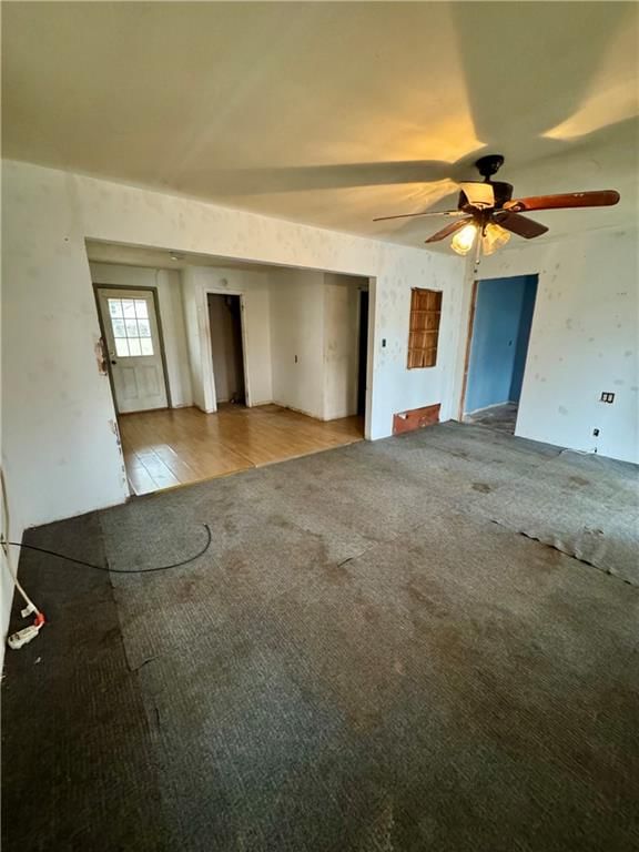 303 S Commercial Street — photo 7