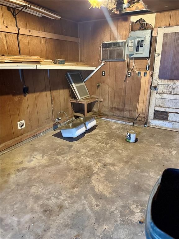 303 S Commercial Street — photo 17