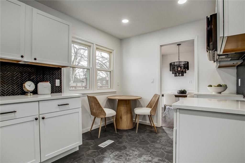 9705 Benson Street — photo 10