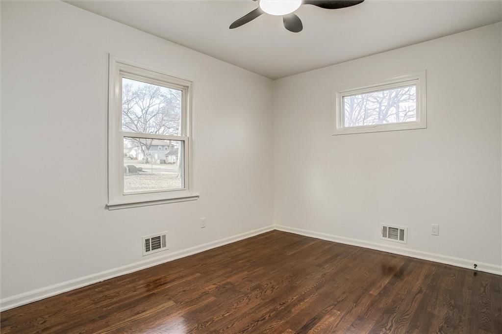 9705 Benson Street — photo 13