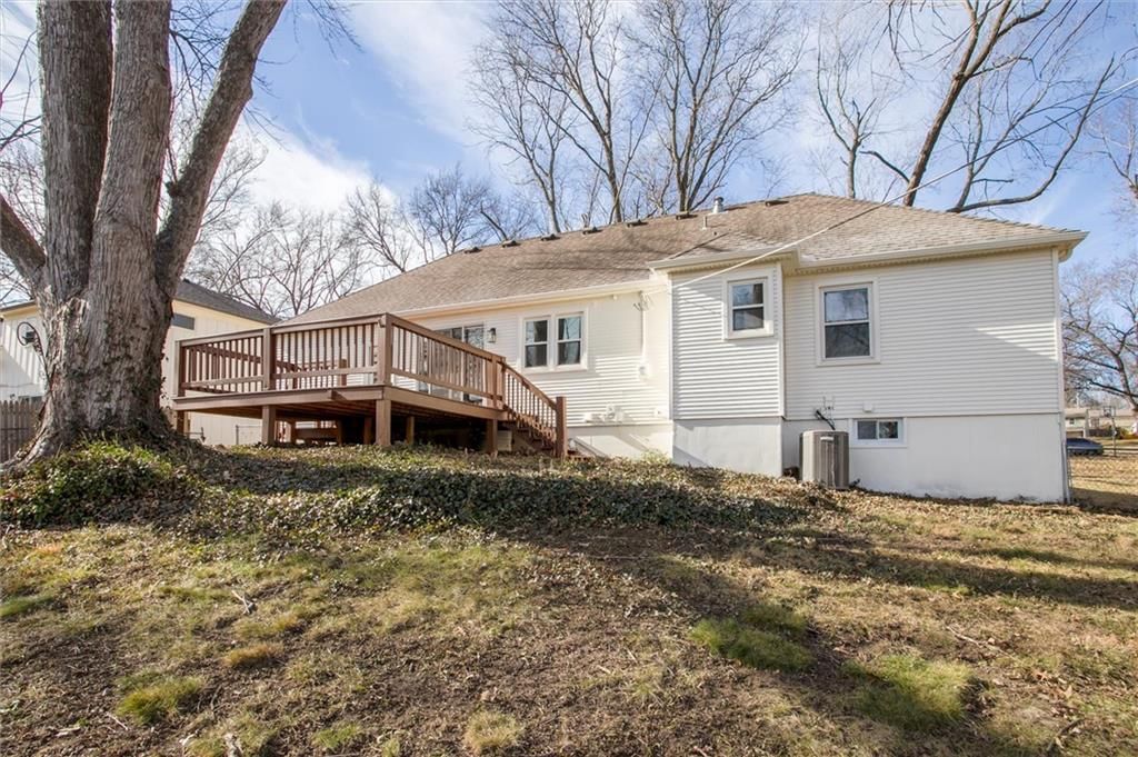 9705 Benson Street — photo 26