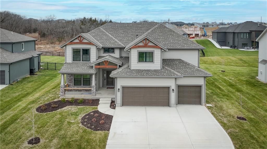 6122 Lewis Drive — photo 2
