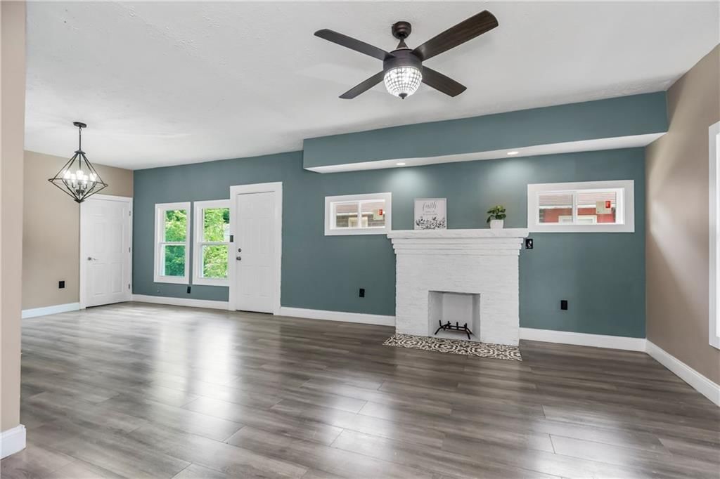 1511 S Evanston Street — photo 2