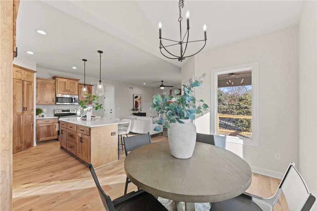 20703 Emerald Street — photo 14