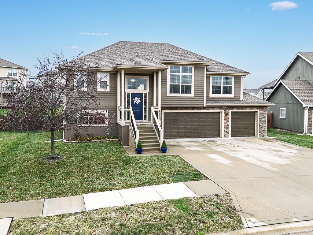 10507 Augusta Drive — photo 2