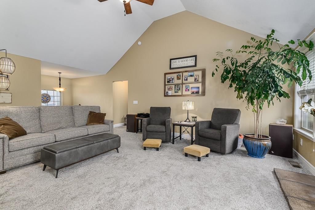 10507 Augusta Drive — photo 7