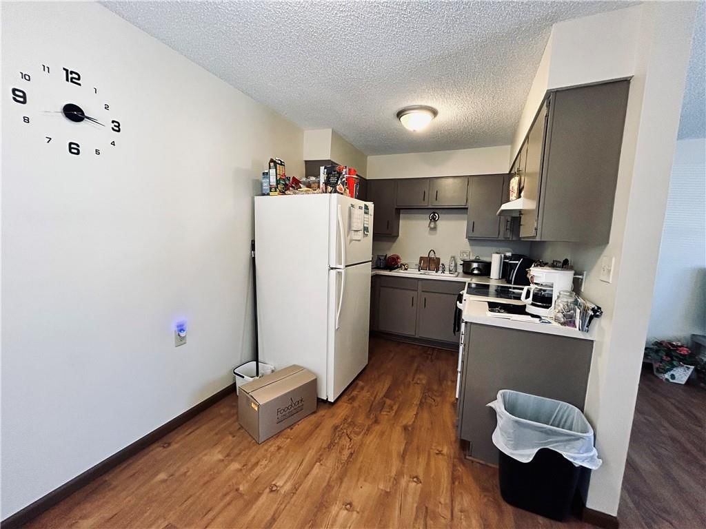 207 S 5th Street — photo 16