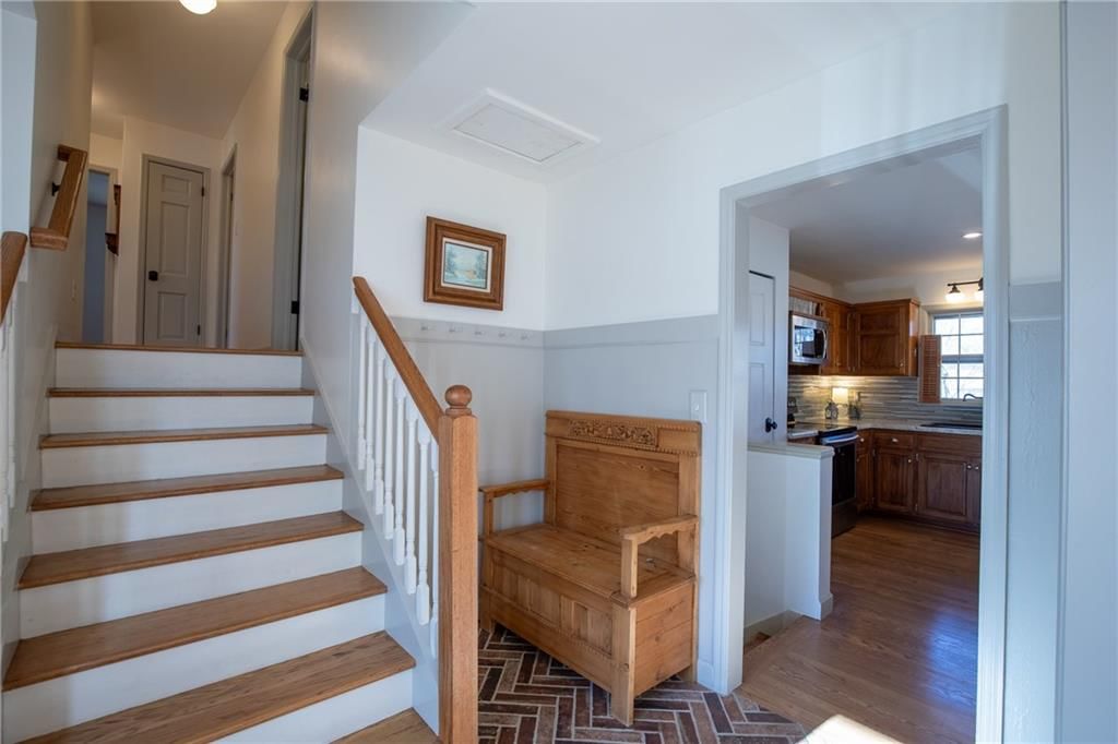 404 Hillcrest Circle — photo 30