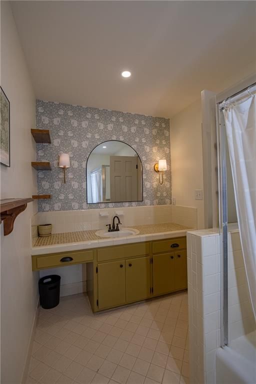 404 Hillcrest Circle — photo 33