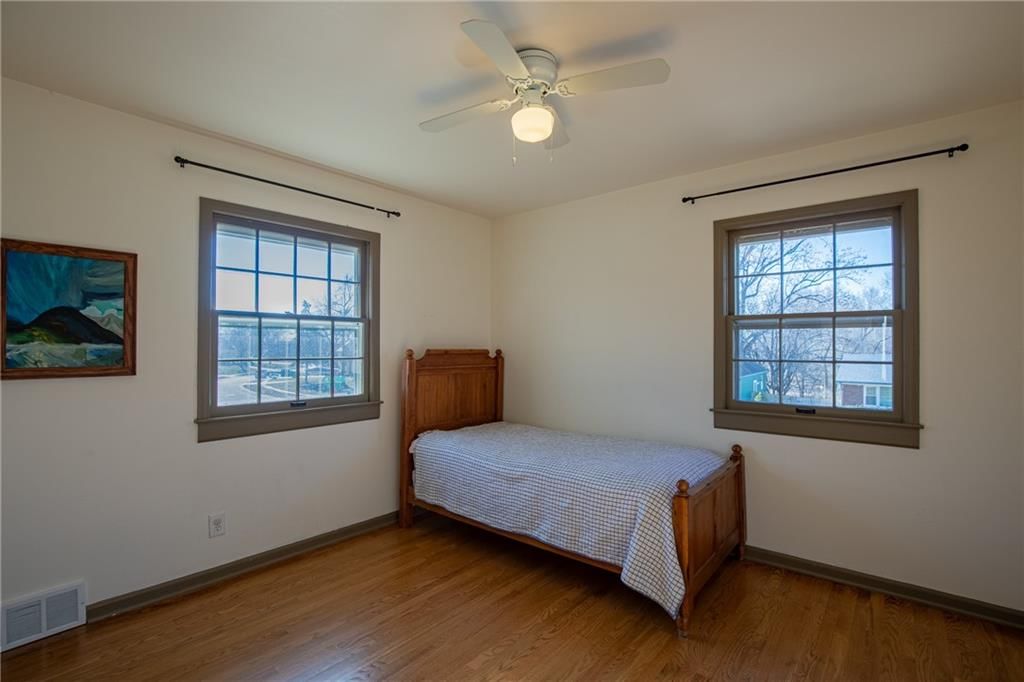 404 Hillcrest Circle — photo 38