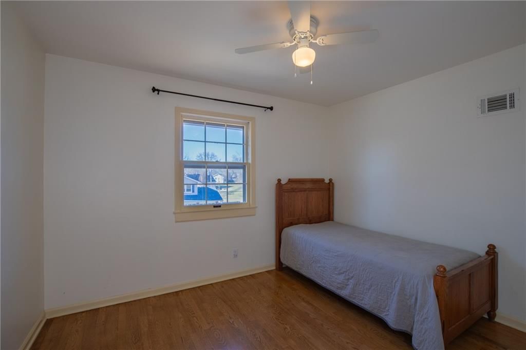 404 Hillcrest Circle — photo 41