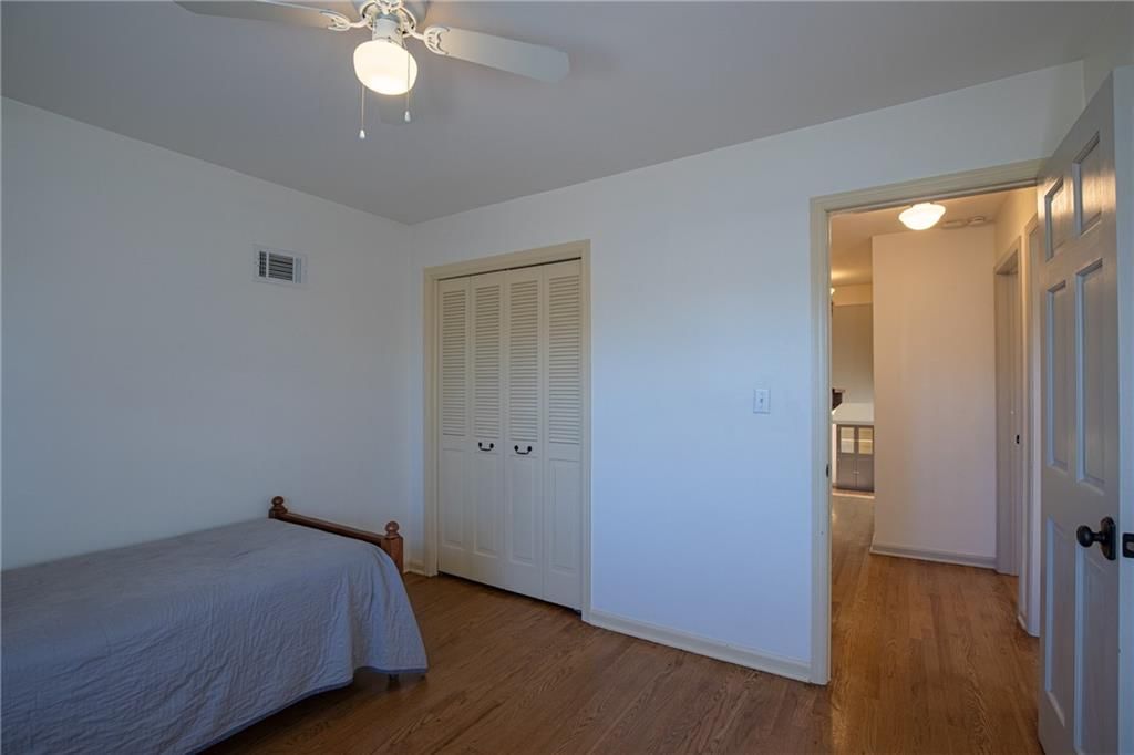 404 Hillcrest Circle — photo 42