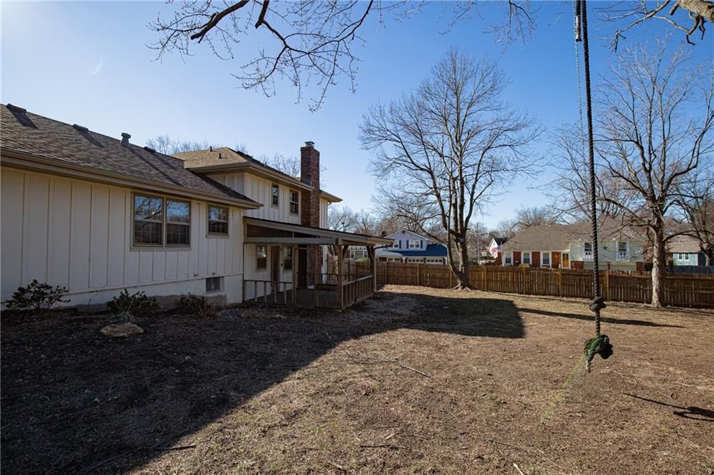 404 Hillcrest Circle — photo 51