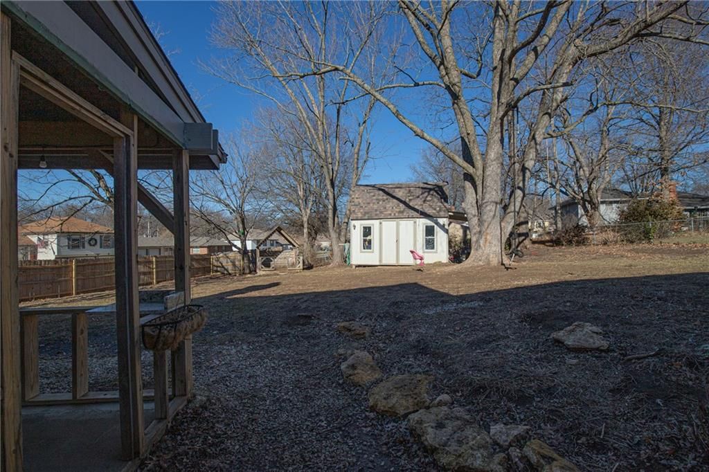 404 Hillcrest Circle — photo 54