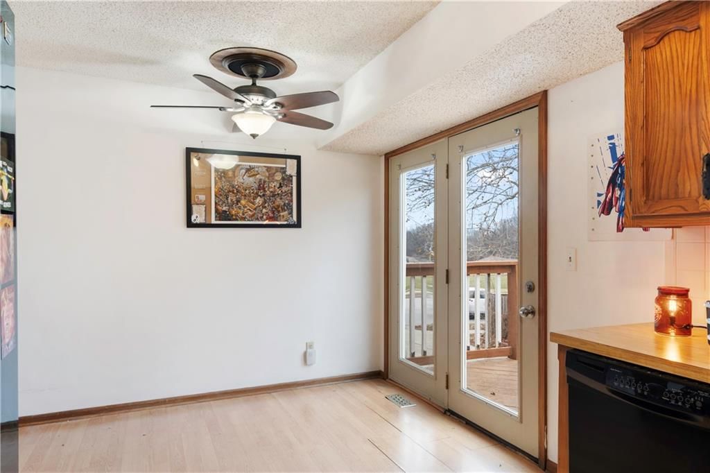 4800 N Bellaire Avenue — photo 11
