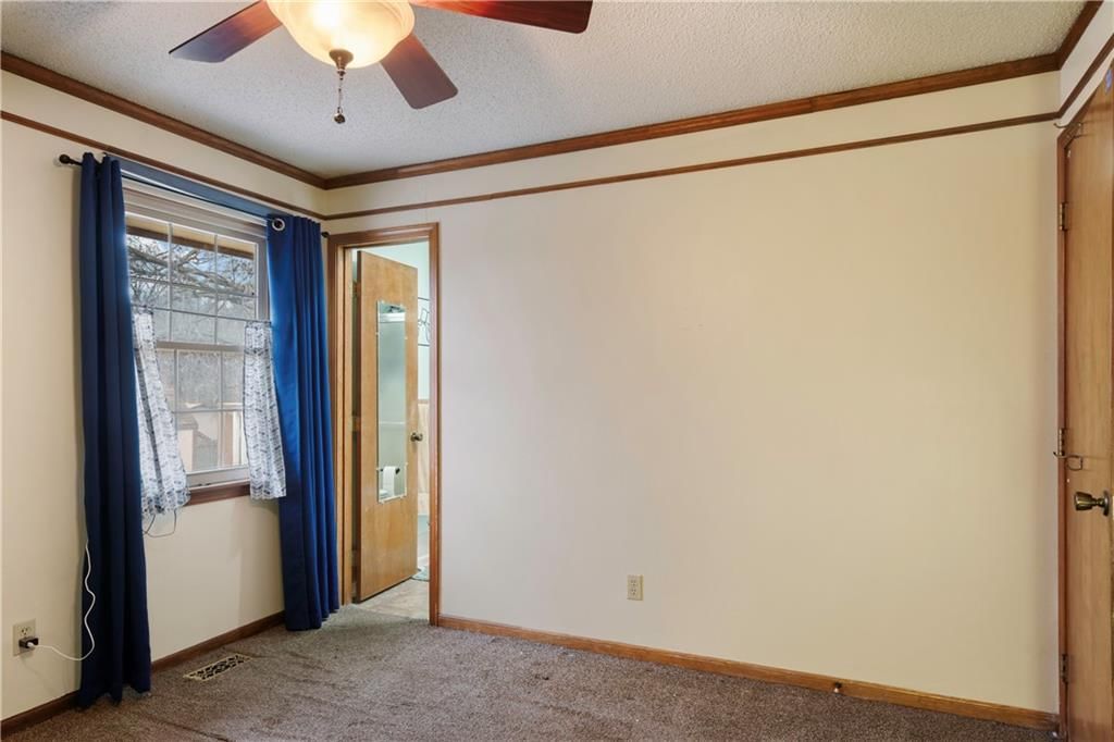 4800 N Bellaire Avenue — photo 14