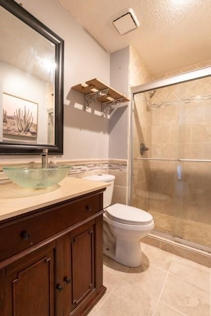 703 YORK Drive — photo 17