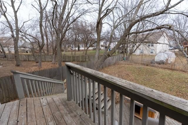 703 YORK Drive — photo 22