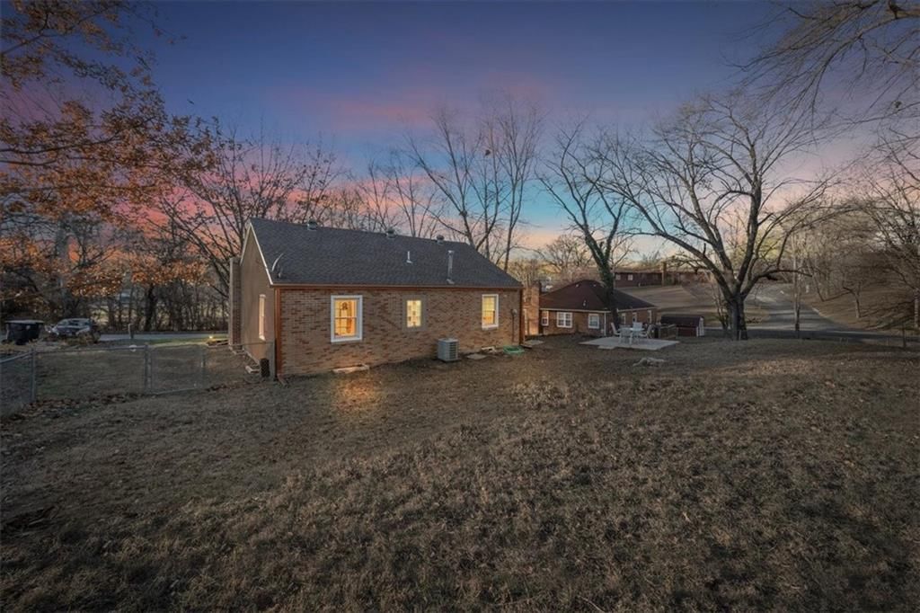 3523 N Bellefontaine Avenue — photo 43