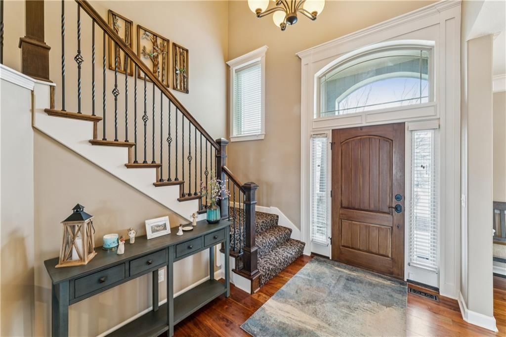 9404 N Summit Street — photo 6