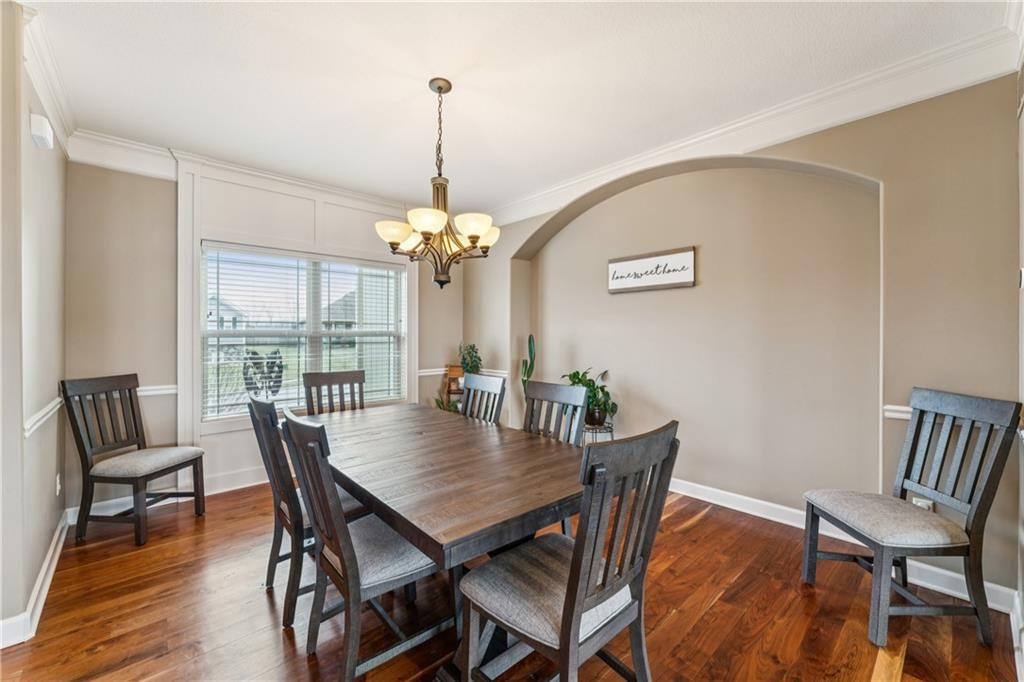 9404 N Summit Street — photo 22