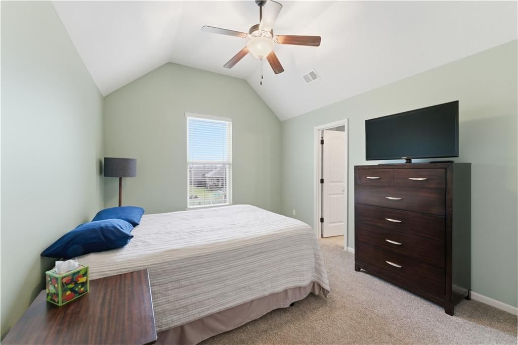 9404 N Summit Street — photo 33